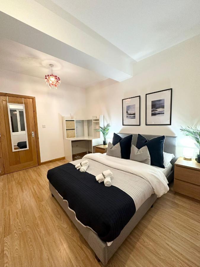 Retreat To A Stylish Ensuite In ลอนดอน ภายนอก รูปภาพ