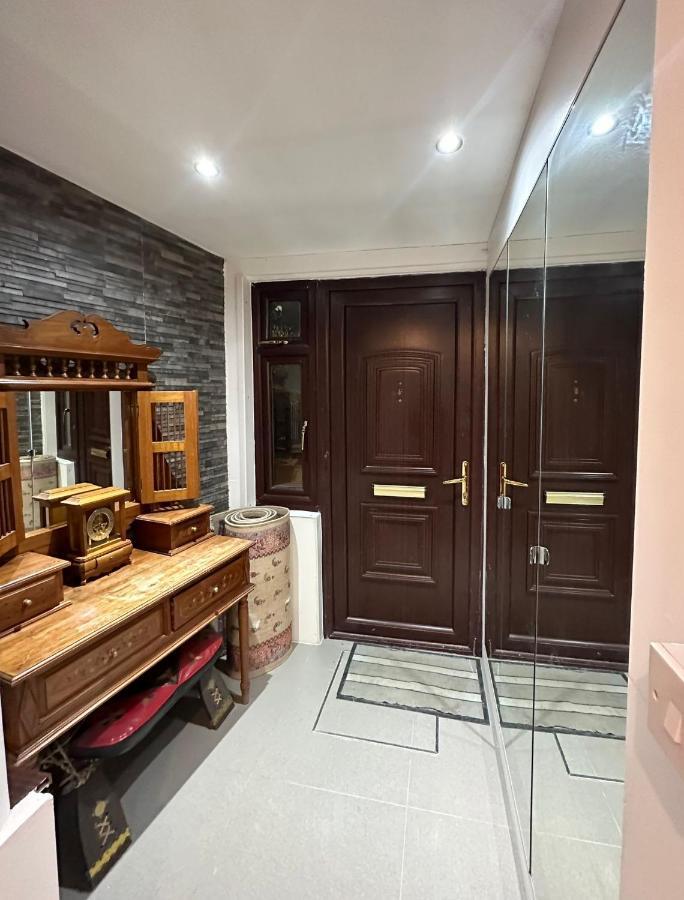 Retreat To A Stylish Ensuite In ลอนดอน ภายนอก รูปภาพ